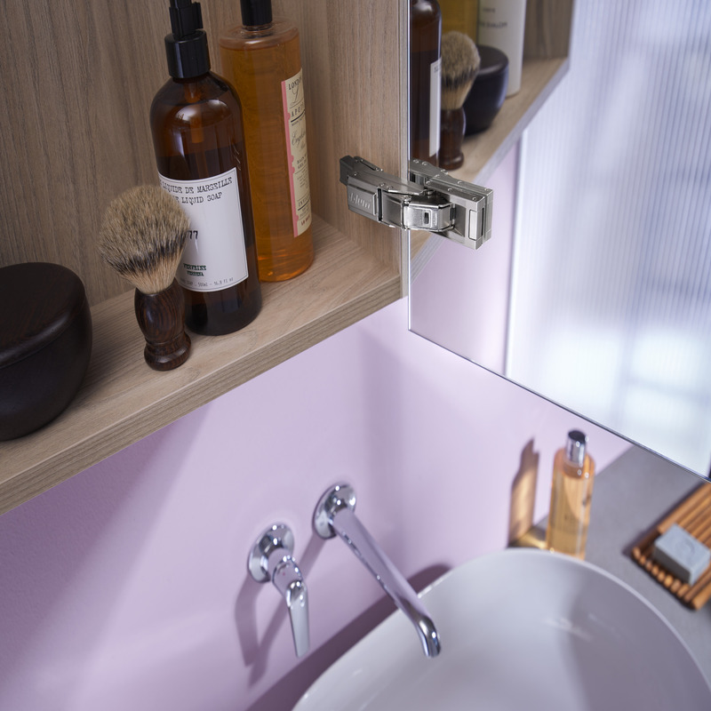 bisagra cristallo de vidrio de la marca blum