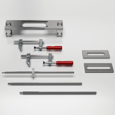 En la fabricación de muebles, la precisión técnica es el factor que diferencia un mueble común de uno profesional. Cada milímetro cuenta, y un montaje exacto es la base de una instalación duradera, estética y funcional.